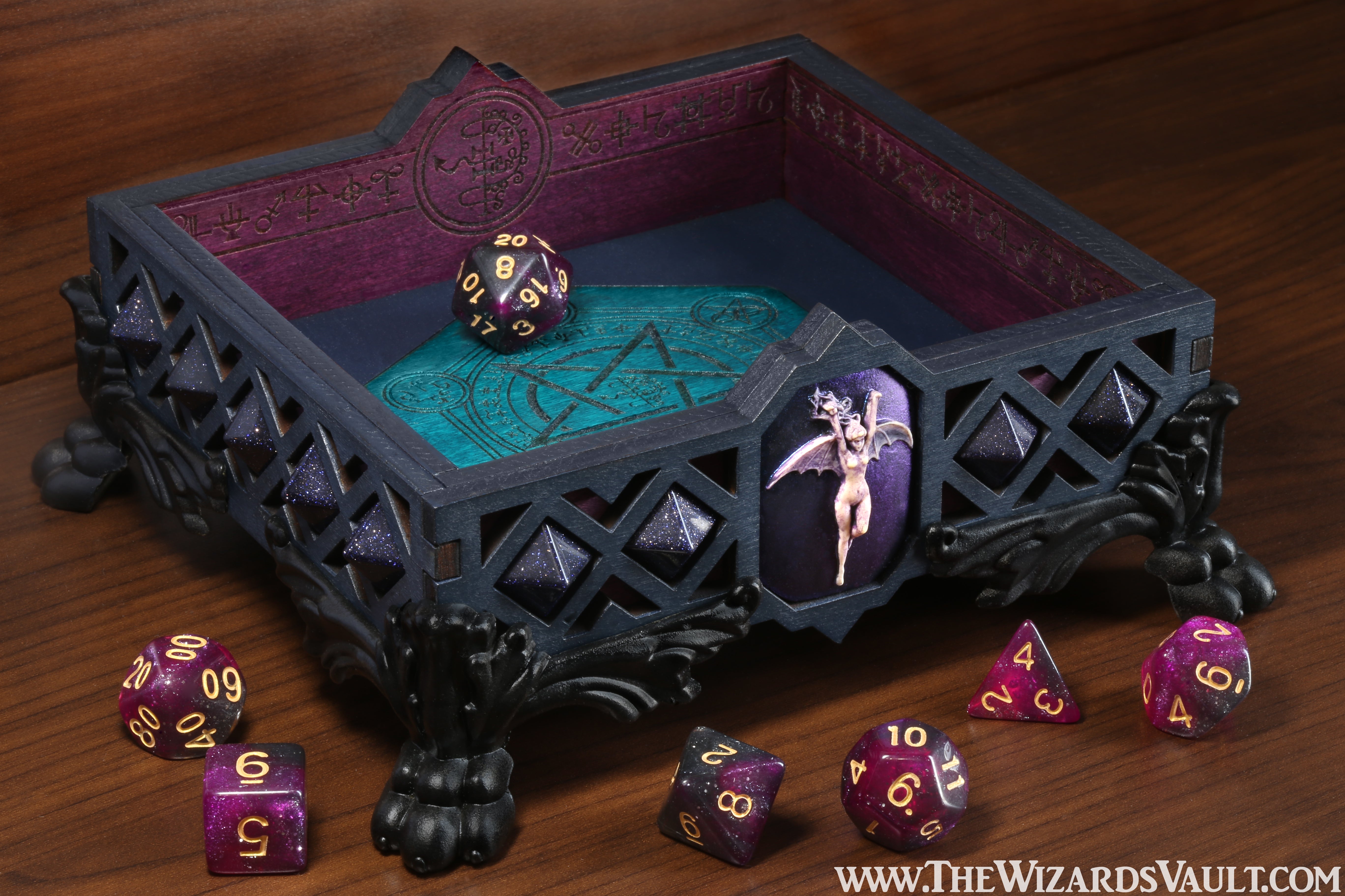 Succubus dice tray - The Wizard's Vault