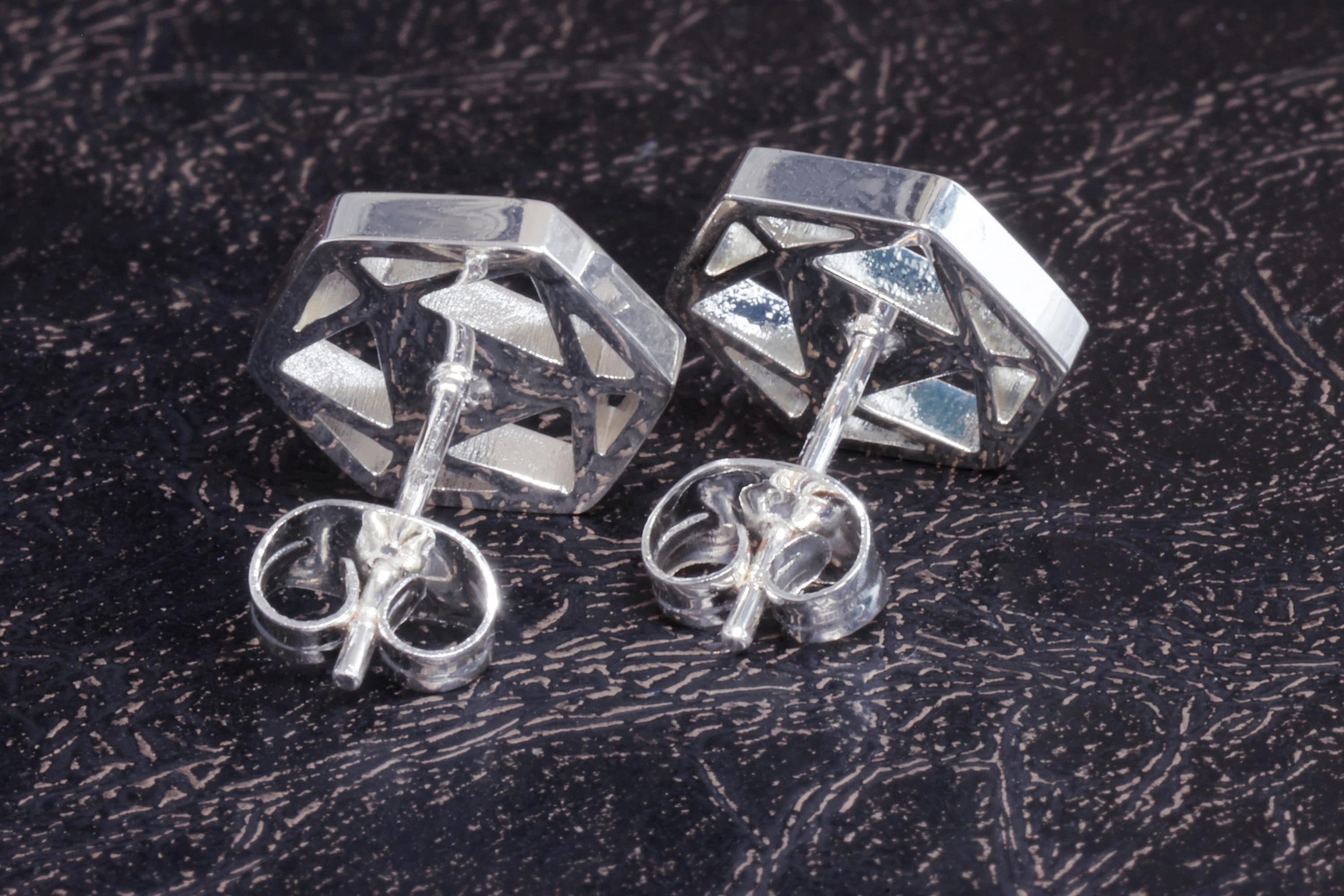 D20 Dice stud earrings, Dice earrings with dark blue black opal - The Wizard's Vault